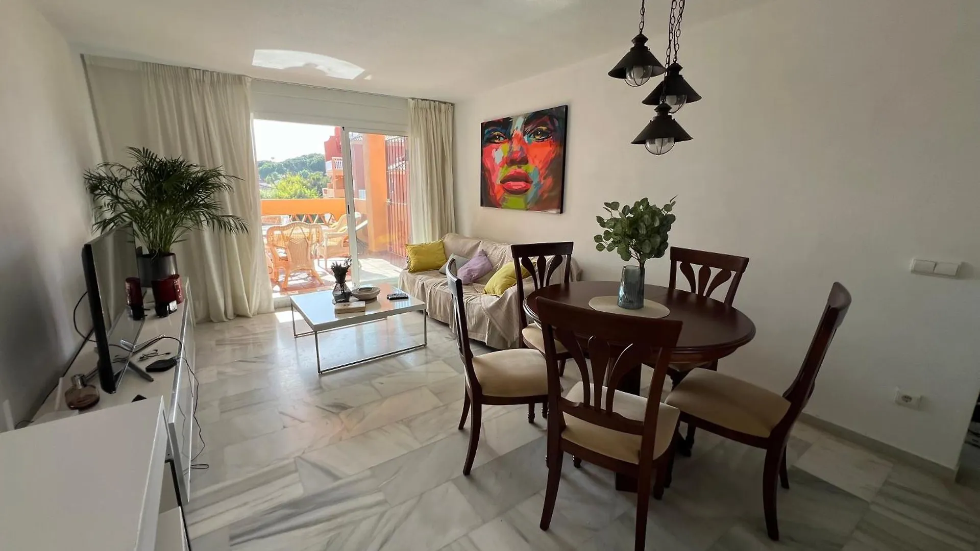 2 Bedroom Apartment Marbella East - La Reserva De Marbella
