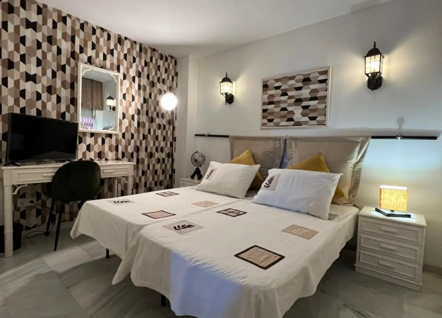 2 Bedroom 2 Bathroom Apartment Marbella East - La Reserva De Marbella