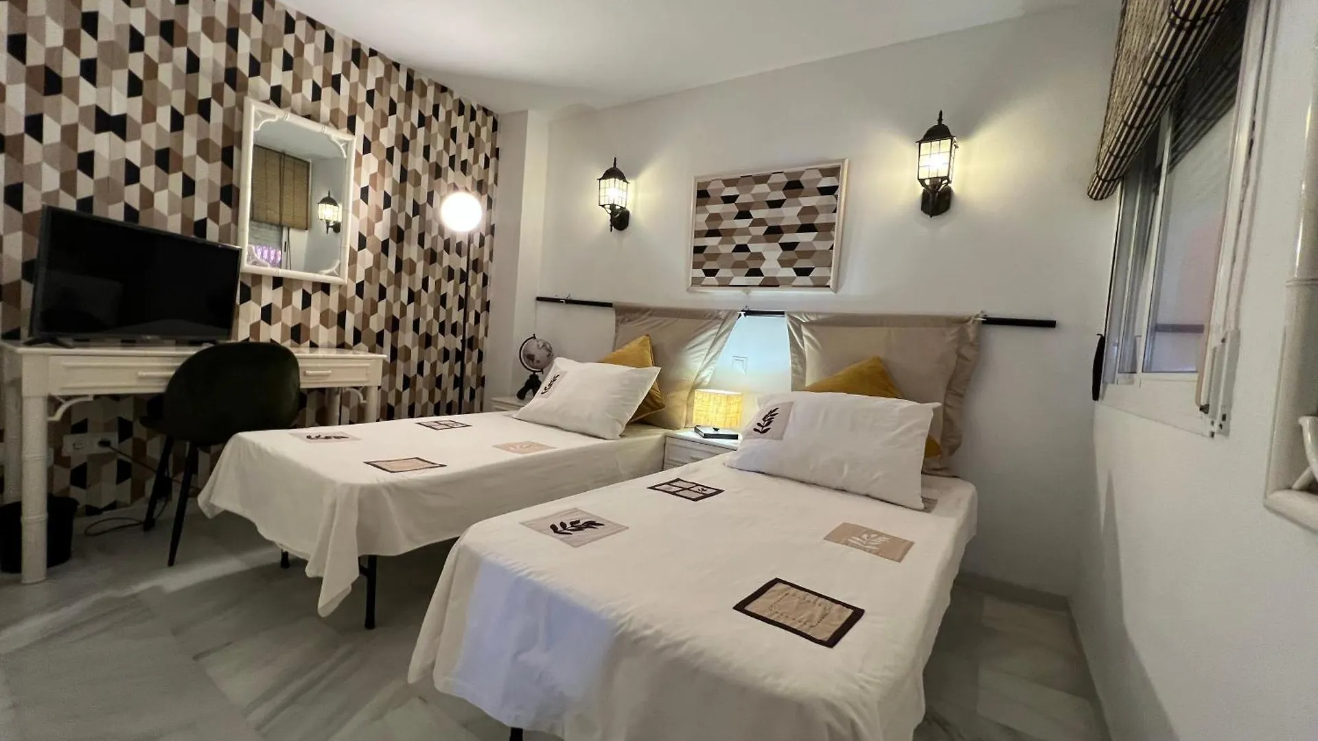 2 Bedroom 2 Bathroom Apartment Marbella East - La Reserva De Marbella